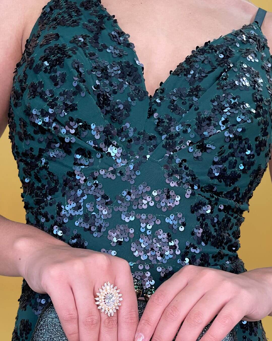 Vestido longo verde militar